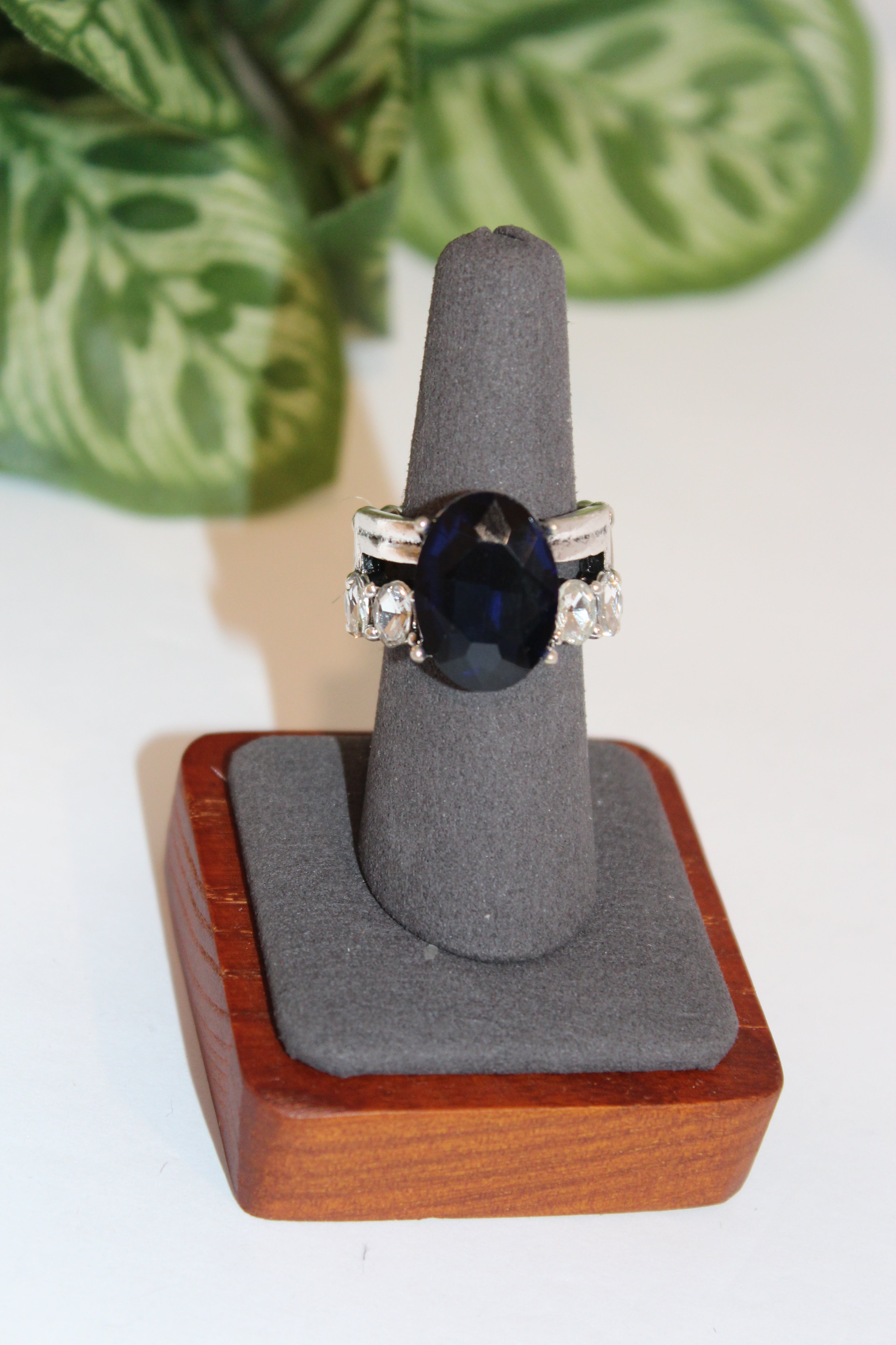 Rings-   Midnight Majesty Ring
