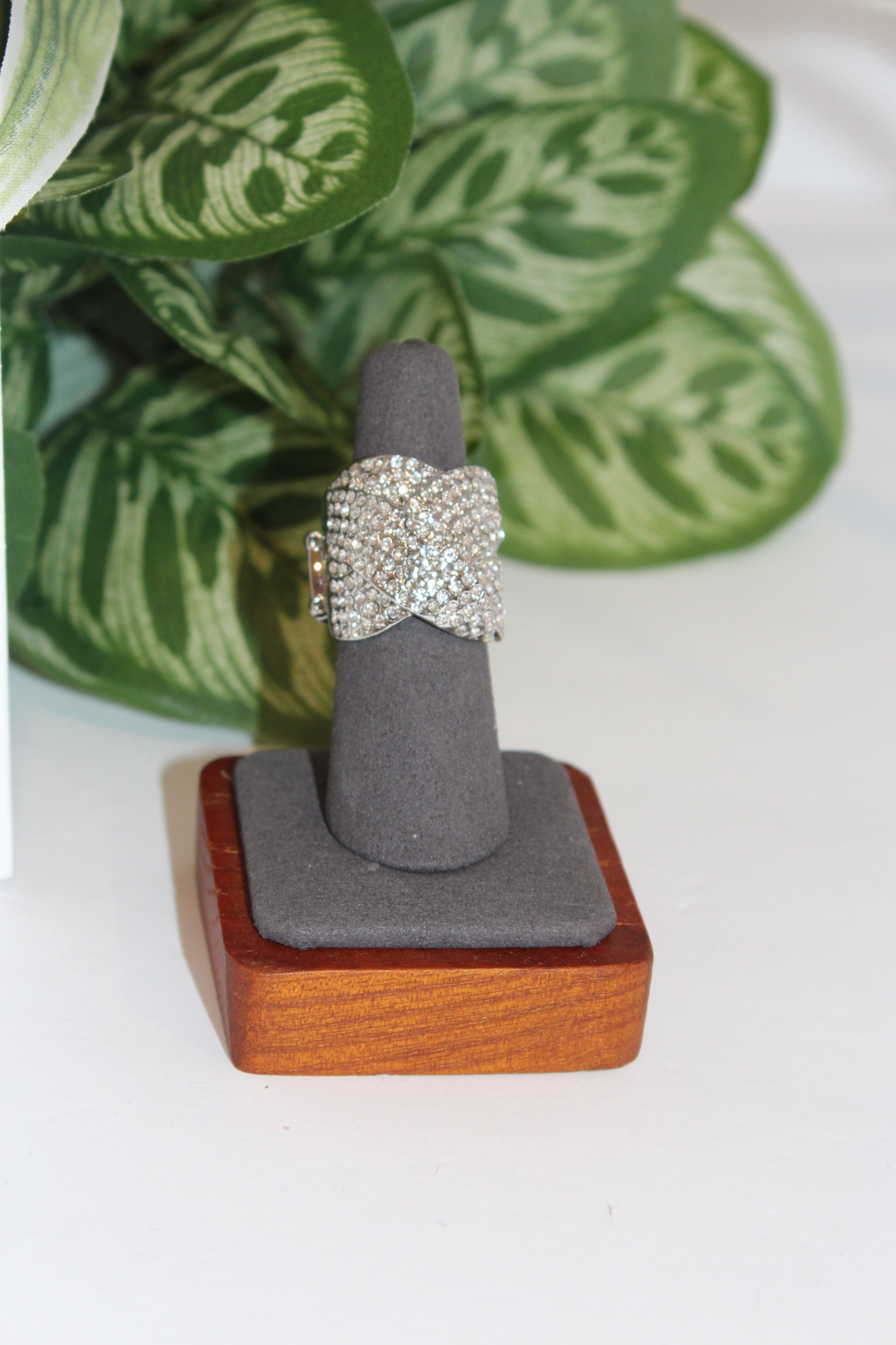 Rings- The Diamond Dazzle Ring