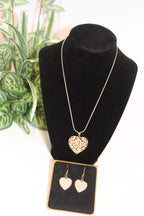 Jewelry Set - Elegant Gold Heart Necklace & Earring Set