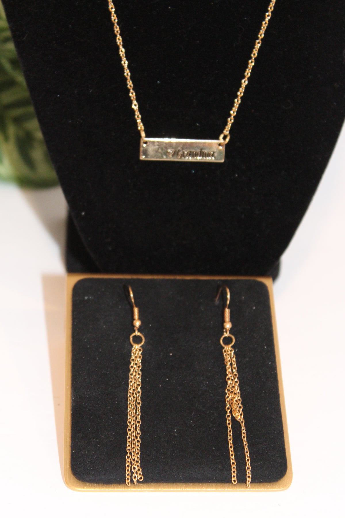 Jewelry Set - Gold Chain Necklace & Dangle Earring Set